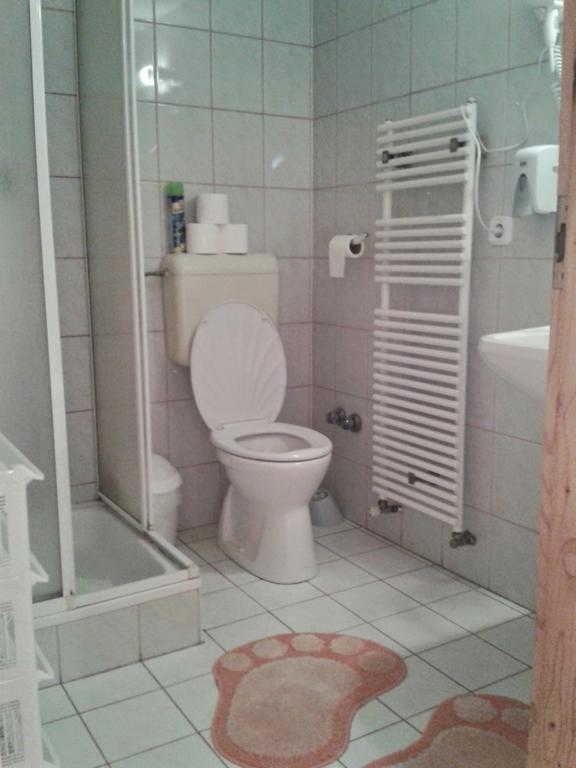 Bundics Vendeghazak Bed & Breakfast Lenti Rom bilde