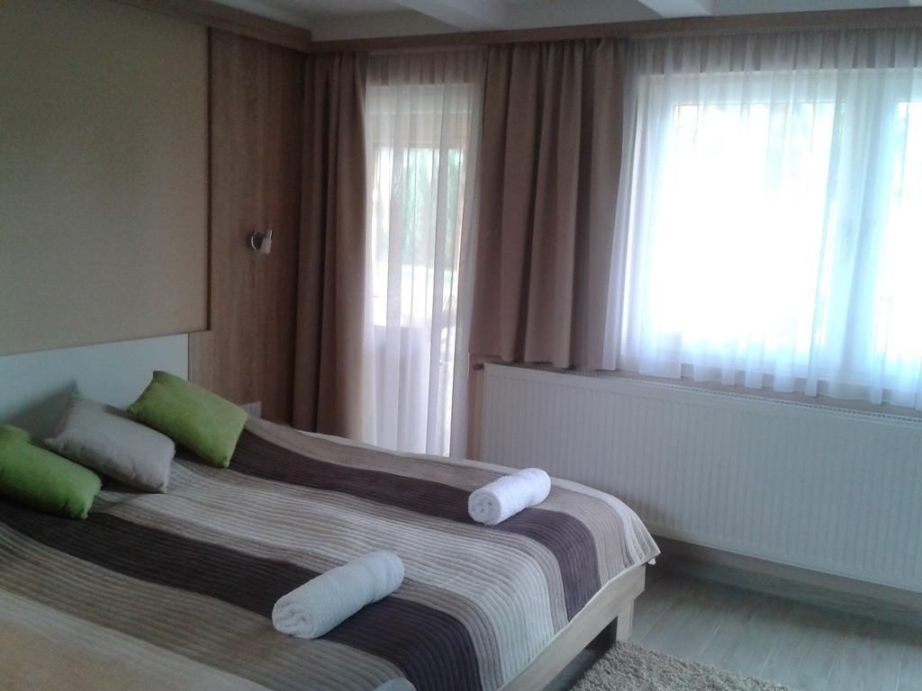 Bundics Vendeghazak Bed & Breakfast Lenti Eksteriør bilde